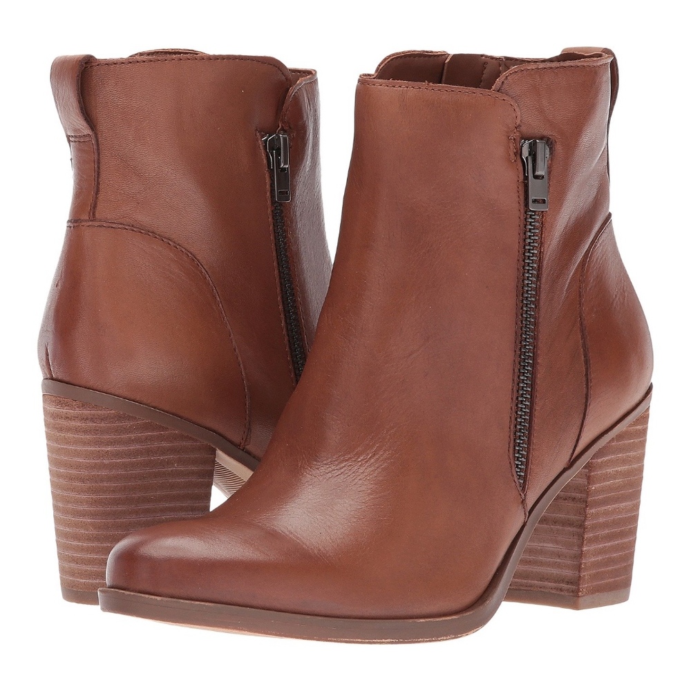 Naturalizer Kala Boots in Saddle Tan Leather